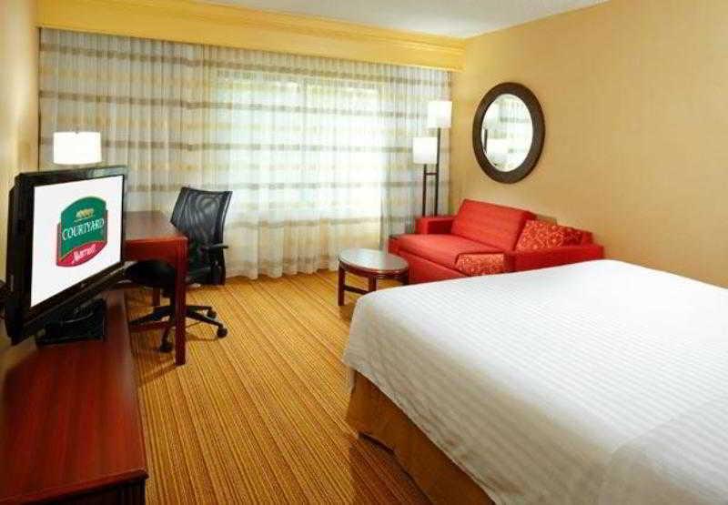 Hotel Courtyard By Marriott Cleveland Willoughby Zimmer foto