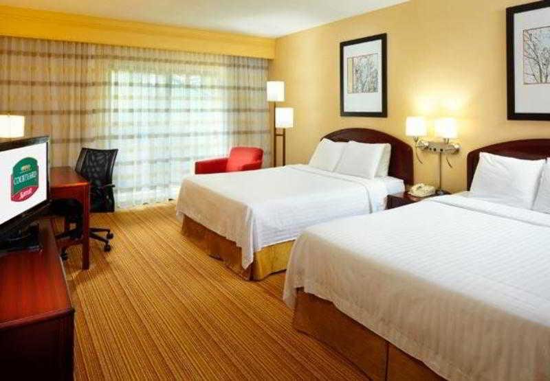 Hotel Courtyard By Marriott Cleveland Willoughby Zimmer foto