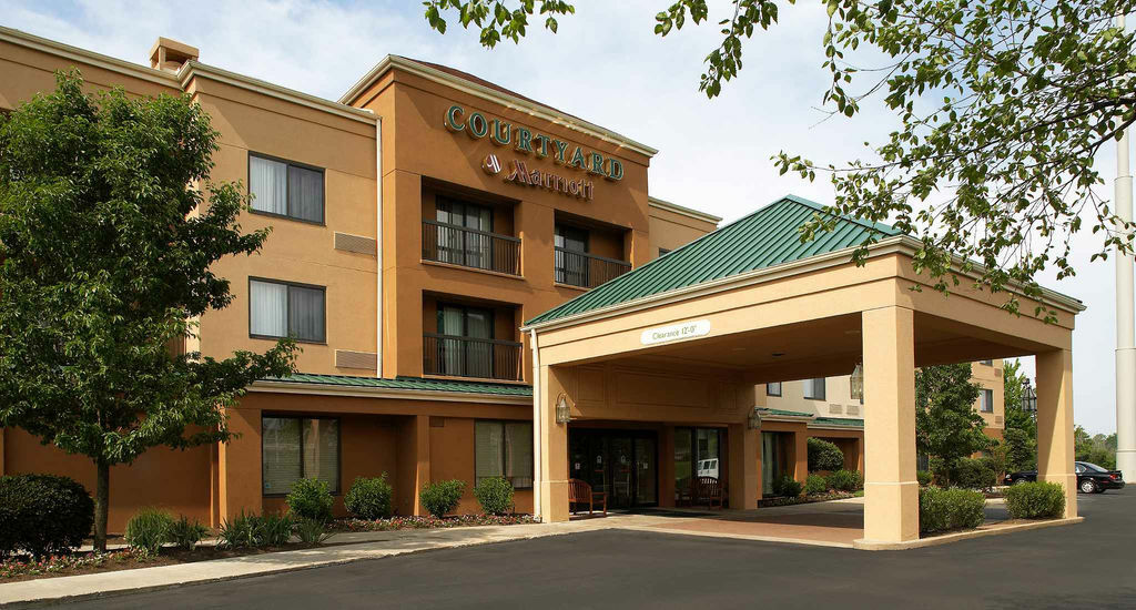 Hotel Courtyard By Marriott Cleveland Willoughby Exterior foto