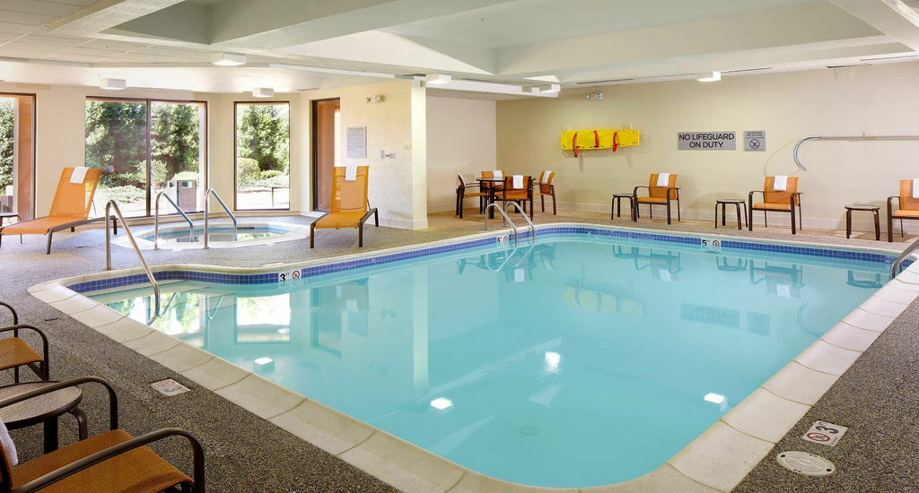 Hotel Courtyard By Marriott Cleveland Willoughby Einrichtungen foto